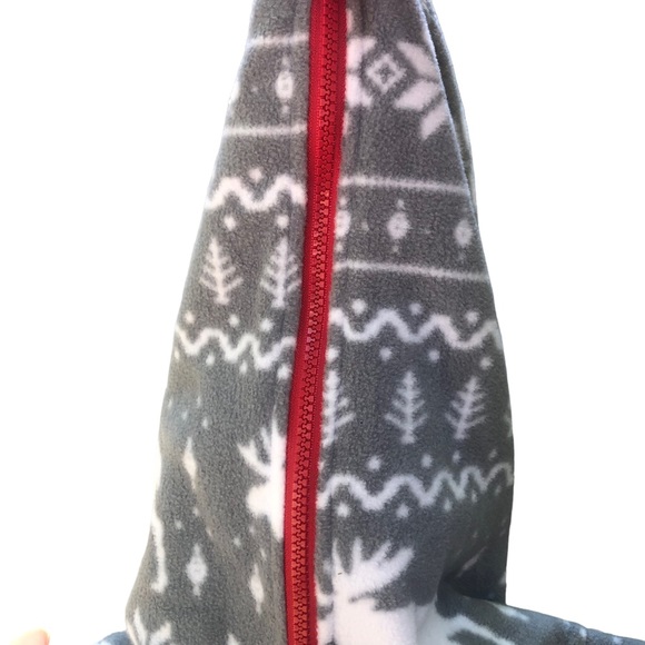 Tipsy Elves Women’s Grey Moose Jumpsuit size Small - Picture 16 of 16